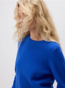 Wełniany sweter - niebieski