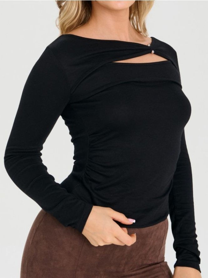 Wiskozowa bluzka z ozdobnym dekoltem - czarny