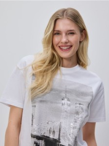 T-shirt z nadrukami - biały