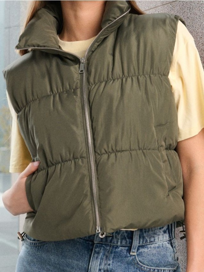 Krótka pikowana kamizelka - zielony