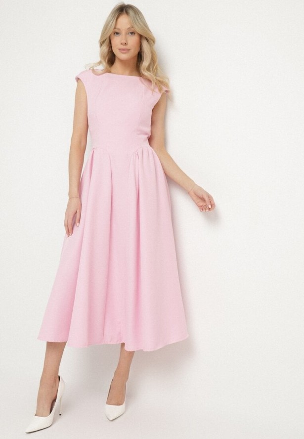 Różowa Sukienka o Rozkloszowanym Kroju z Wiązaniem i Dekoltem w Łódkę Aladriela