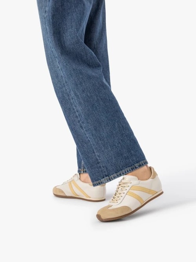 Beżowe sneakersy ze skóry licowej i welurowej