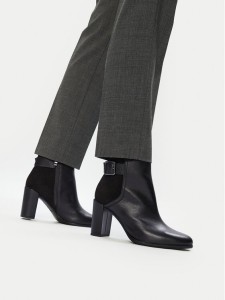 Clarks Botki Freva 85 Buckle 26174749 Czarny