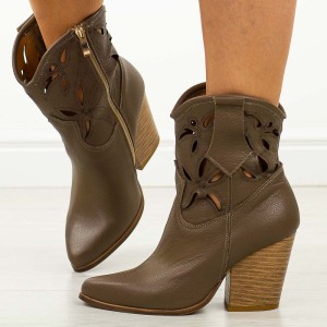 Brązowe grosz. skórzane Polskie botki damskie, wiosenne kowbojki ażurowe na obcasie Deoni D401