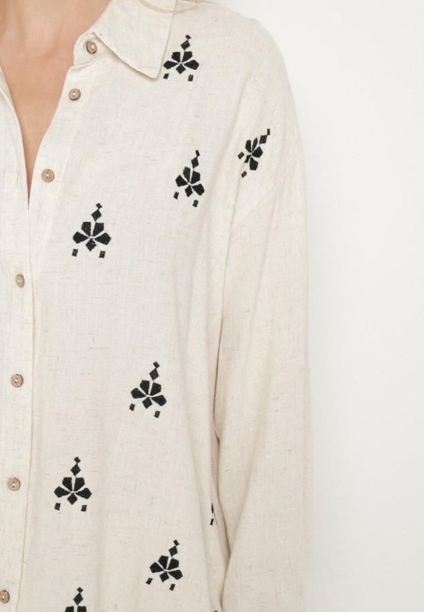 Biało-Czarna Koszula z Lnu i Wiskozy Ozdobiona Haftem w Stylu Etno Alarisa