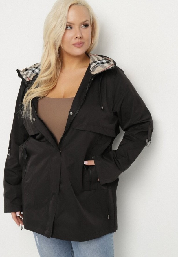 Czarna Kurtka Parka z Kapturem i Kieszeniami Eradilla
