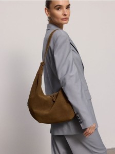 Torebka hobo z naturalnego zamszu - brązowy