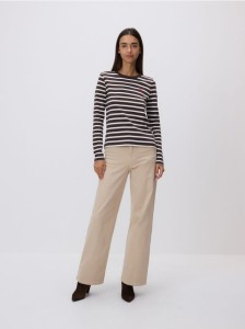 Longsleeve z haftem - ciemnobrązowy