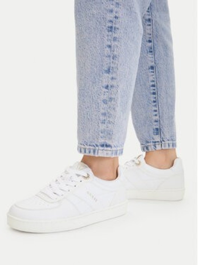 Guess Sneakersy FLPNAM ELE12 Biały