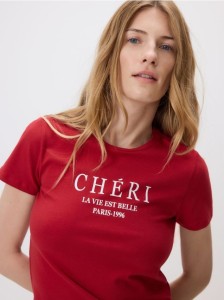 T-shirt regular z nadrukiem - czerwony