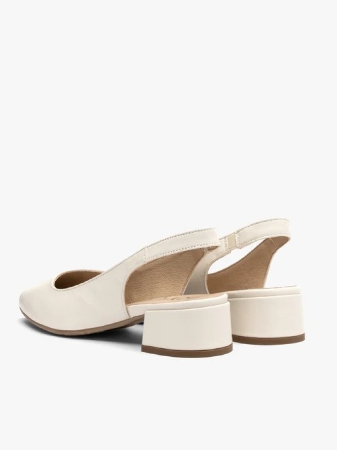 Kremowe czółenka slingback bez pięty