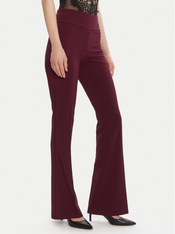 Rinascimento Spodnie materiałowe CFC0125318003 Bordowy Flare Fit