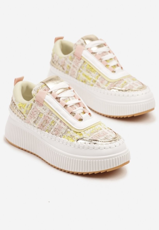 Biało-Różowe Sneakersy z Tweedowymi Zdobieniami i Przeszyciami na Platformie Ulandrelia