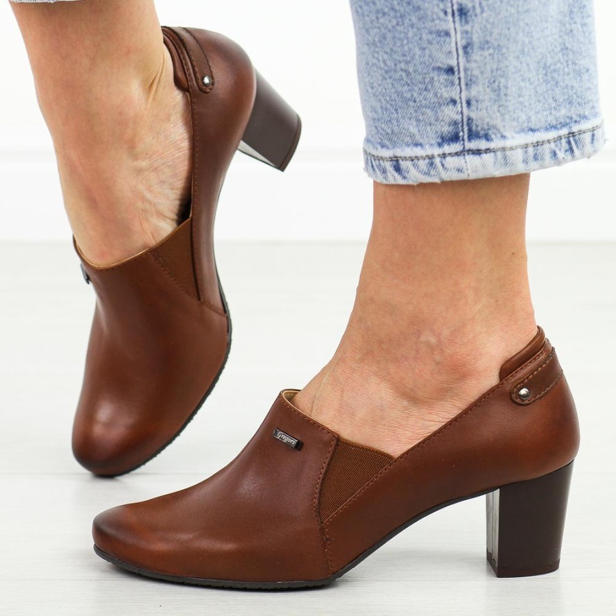 Brązowe Polskie półbuty damskie Gregors 605