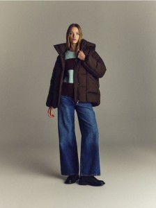 Pikowana kurtka z kapturem - ciemnobrązowy