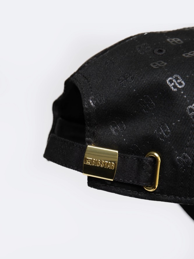 Czapka damska z daszkiem z monogramem czrana Luisa 906