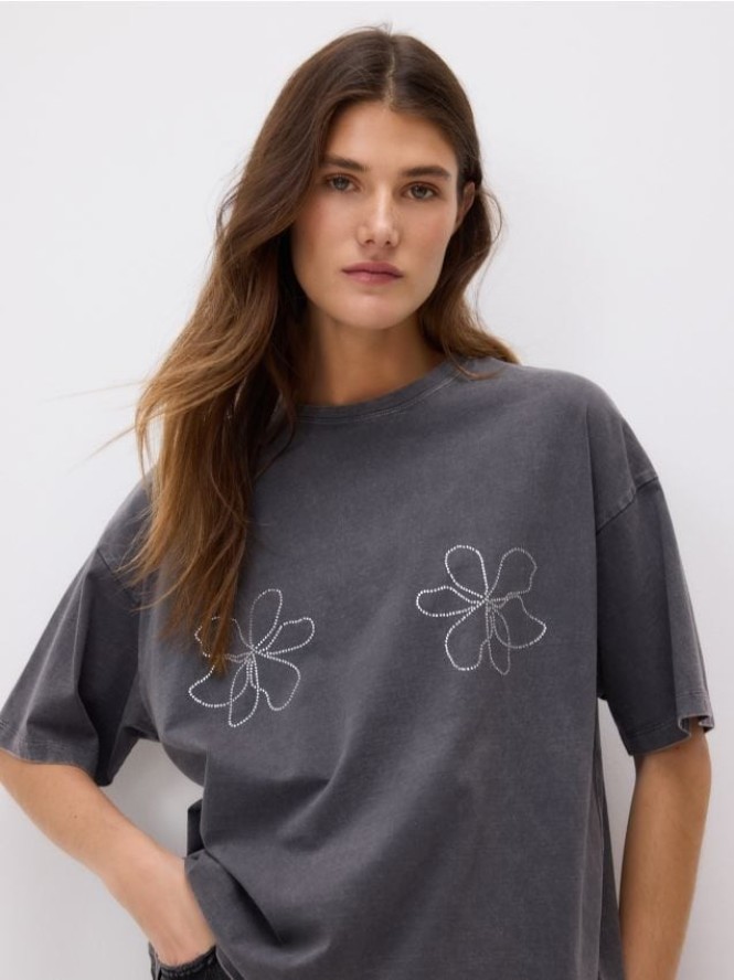 T-shirt z błyszczącą aplikacją - ciemnoszary