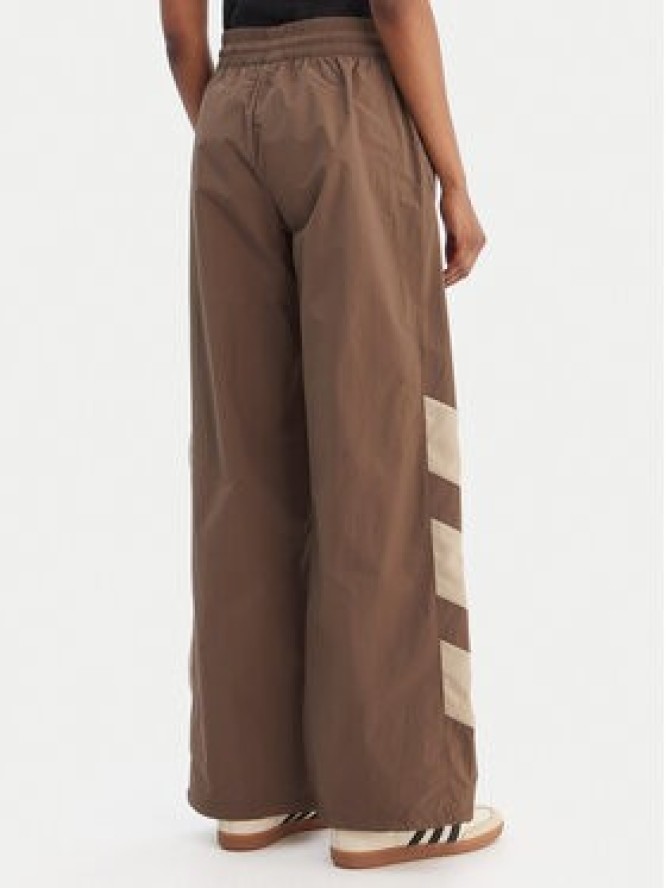 adidas Spodnie dresowe Blocked Washed KD8790 Brązowy Loose Fit