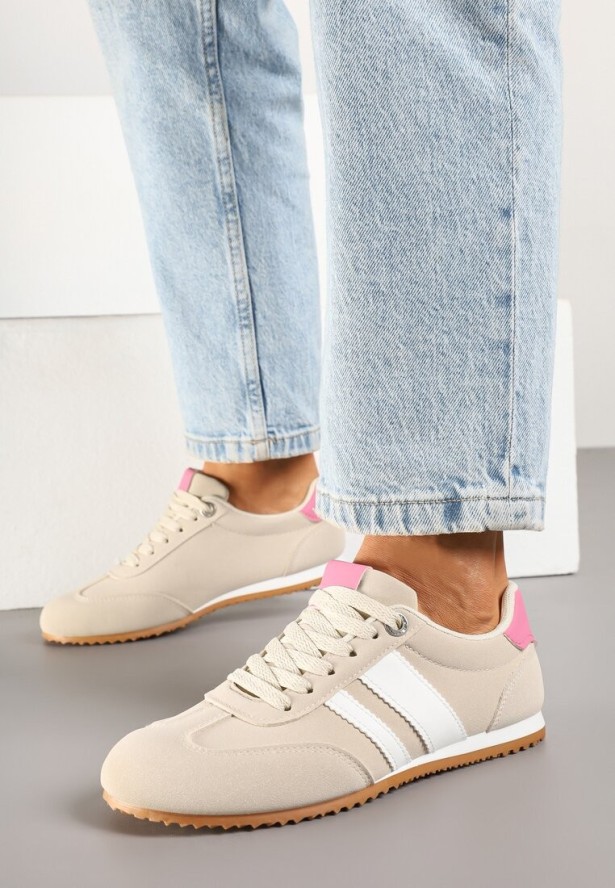 Beżowe Sneakersy z Geometrycznymi Paskami Desmira