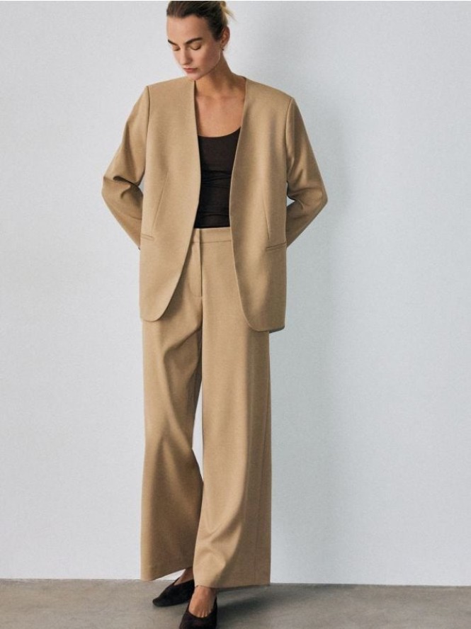 Spodnie z szerokimi nogawkami - beżowy