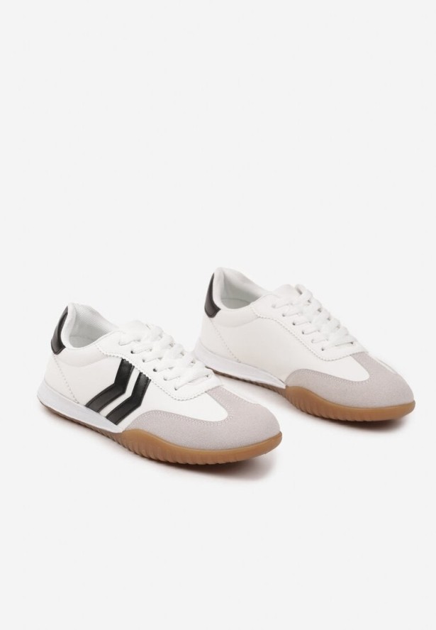 Białe Sneakersy w Typie Tenisówek z Ozdobnymi Paskami Zommea