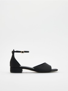 Sandały na obcasie - czarny