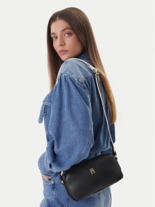 Tommy Hilfiger Torebka Th Essential Camera Bag AW0AW18370 Czarny