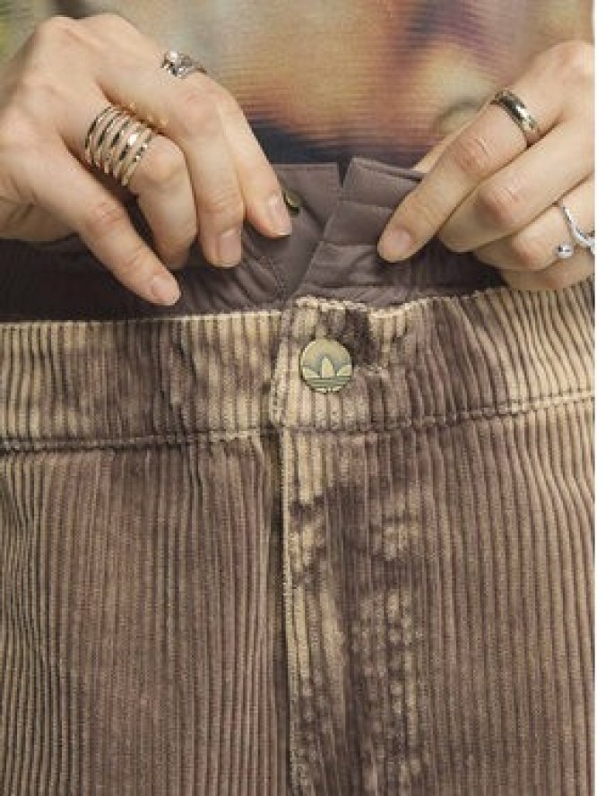 adidas Spodnie materiałowe Corduroy Sst KD8782 Brązowy Wide Leg