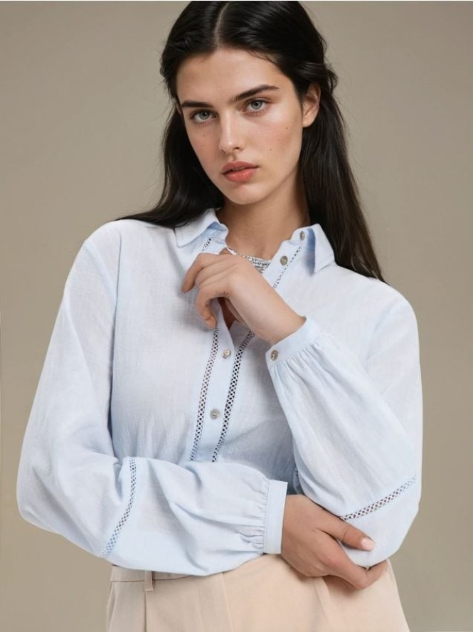 Koszula z ażurową wstawką - błękitny