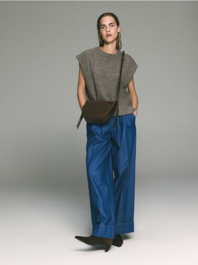 Jeansy wide leg z zakładkami - niebieski