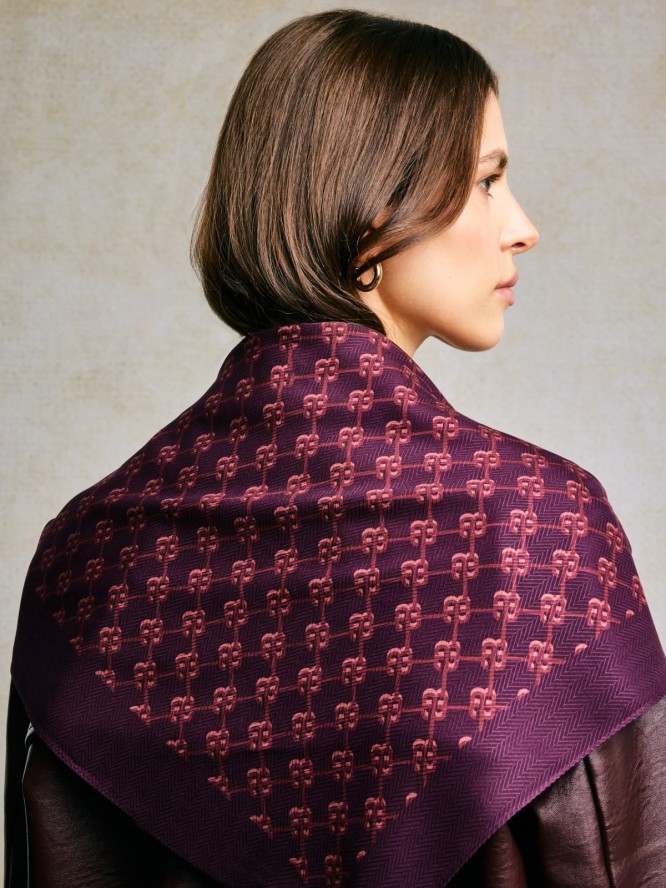 Szal damski z wiskozy z printem bordowy Margotta 604