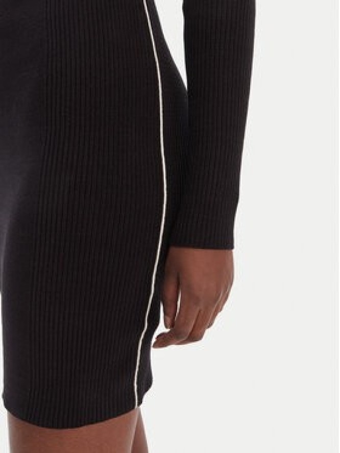 Tommy Jeans Sukienka dzianinowa DW0DW21914 Czarny Regular Fit