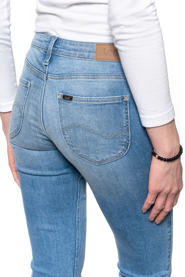 LEE SCARLETT DAMSKIE SPODNIE JEANSOWE L526QDAP 112111822