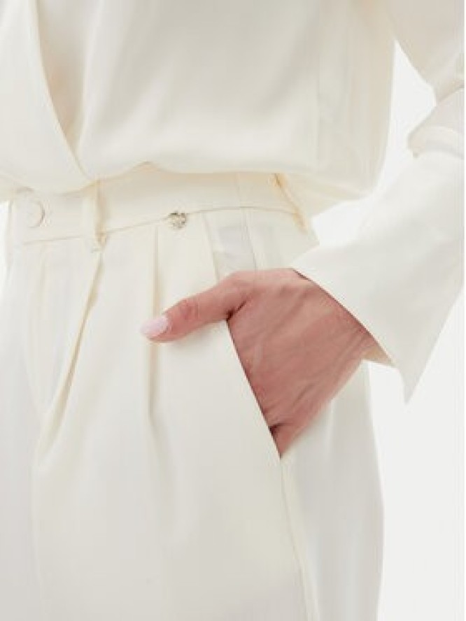 Rinascimento Spodnie palazzo CFC0123671003 Écru Regular Fit