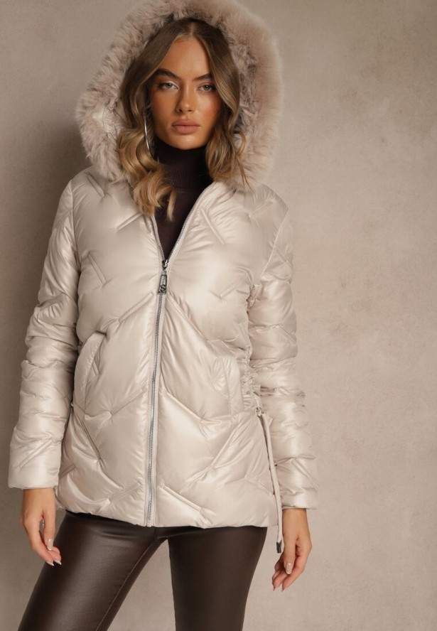Beżowa Kurtka z Ozdobnym Pikowaniem i Kapturem z Futrem Naliavea