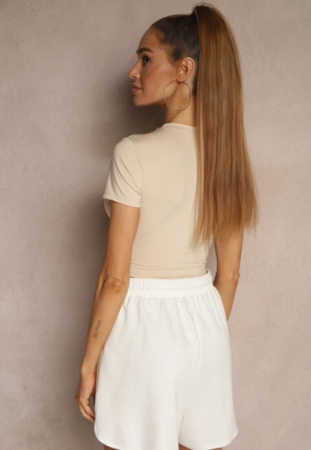 Beżowy Dopasowany T-shirt z Wiskozą o Kroju Crop Top Folaviela