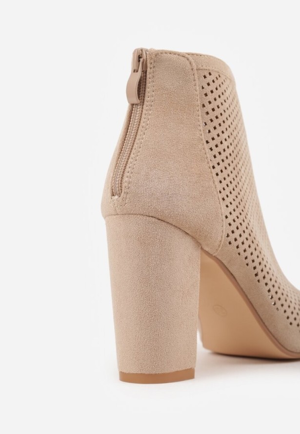 Beżowe Sandały Vices na Słupku z Ażurową Cholewką i Odkrytymi Noskami Uliri