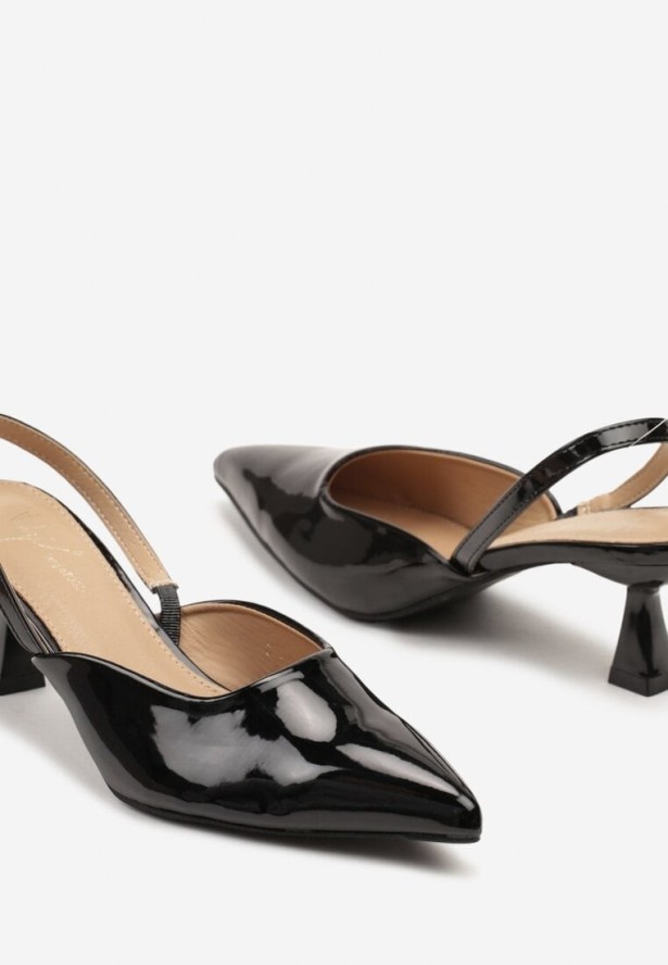 Czarne Lakierowane Sandały na Obcasie Typu Kaczuszka z Noskiem w Szpic Kasinea
