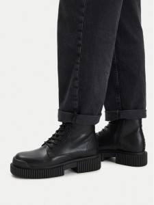 Armani Exchange Trzewiki XDN031 XV875 00002 Czarny