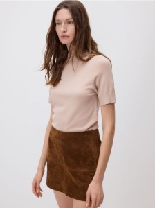 Gładki sweter - beżowy