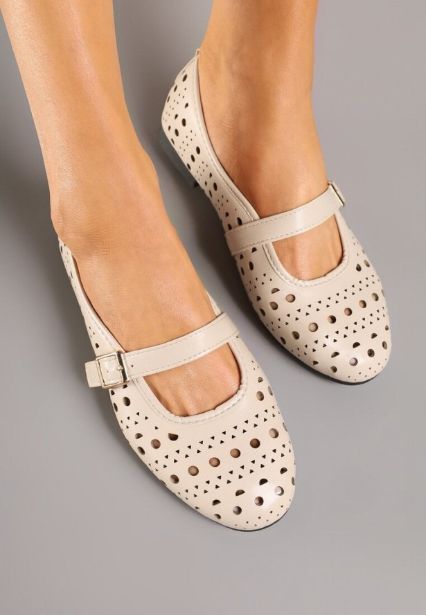 Beżowe Balerinki Ażurowe z Zapięciem na Sprzączkę Tallia