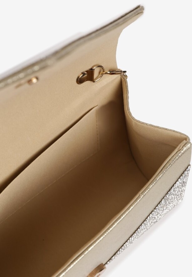 Złota Kopertówka Torebka Jednokomorowa z Metalowym Łańcuszkiem Zdobiona Cyrkoniami Tiamasia