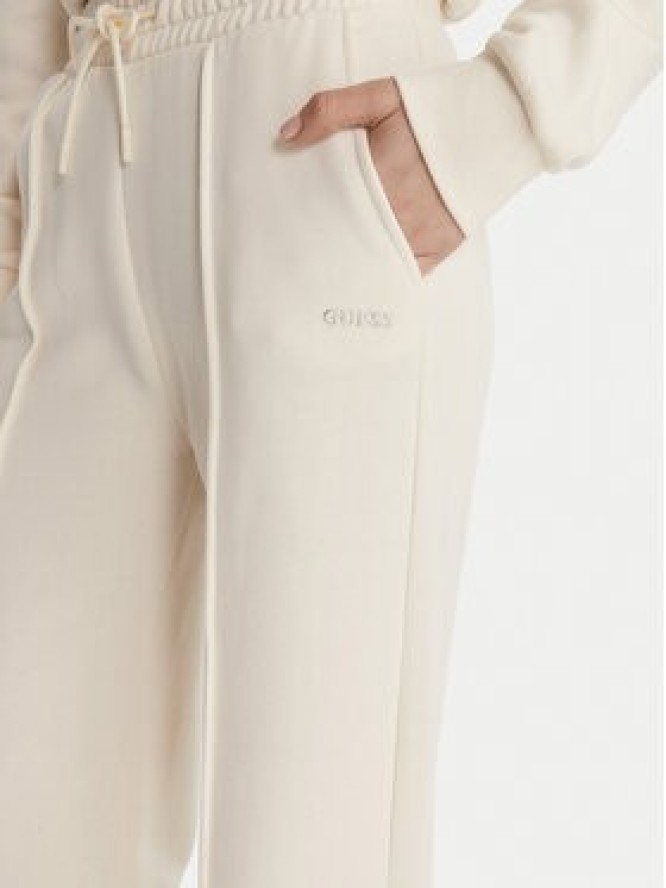 Guess Spodnie dresowe V6RB17 K9V31 Écru Regular Fit