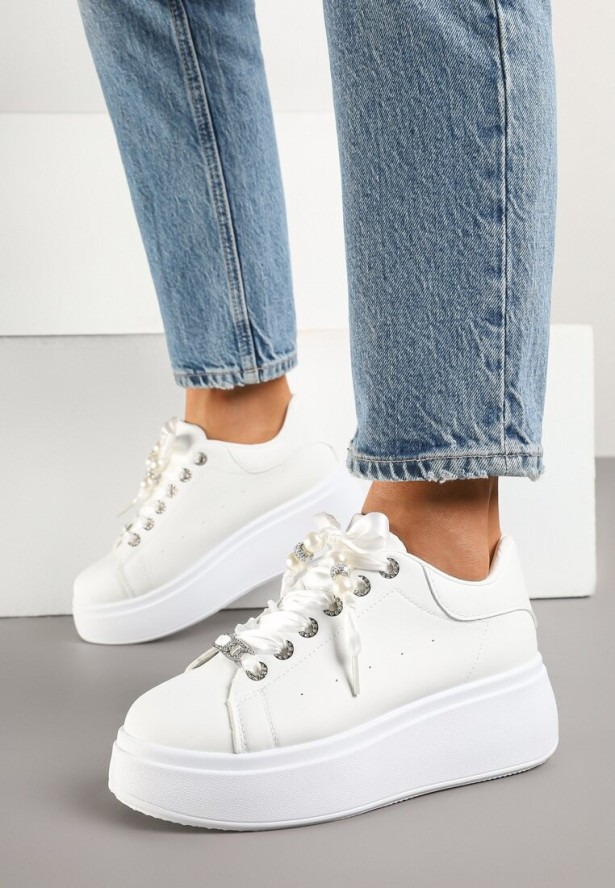 Białe Sneakersy na Platformie Ozdobione Cyrkoniami Vivalle