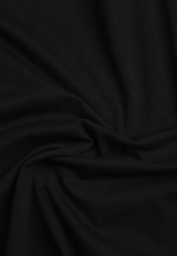 Czarny T-shirt Bawełniany Klasyczny o Fasonie Oversize z Dłuższym Tyłem Nemedora