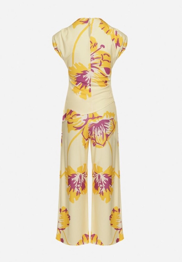 Żółty Komplet w Kwiaty Asymetryczna Bluzka z Marszczeniem i Szerokie Spodnie Linamia