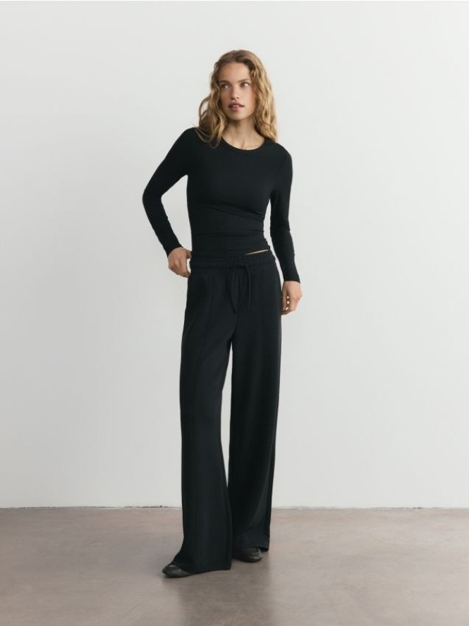 Longsleeve z modalem - czarny