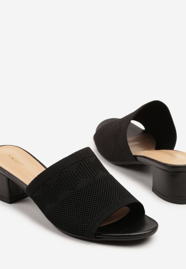 Czarne Klapki na Obcasie Vices w Stylu Boho Linisela