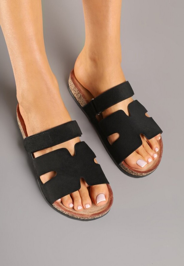 Czarne Klapki na Płaskiej Podeszwie z Geometrycznymi Paskami z Ekozamszu Galanela