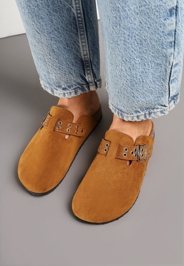 Brązowe Klapki w Typie Muli Chodaków ze Sprzączką Lanelita